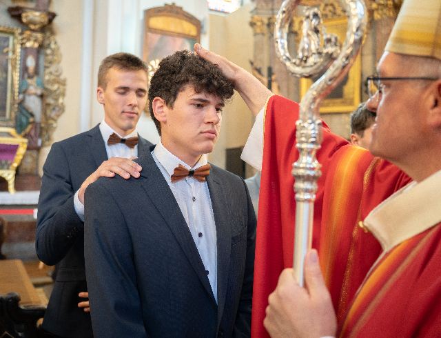 Biřmování 2026